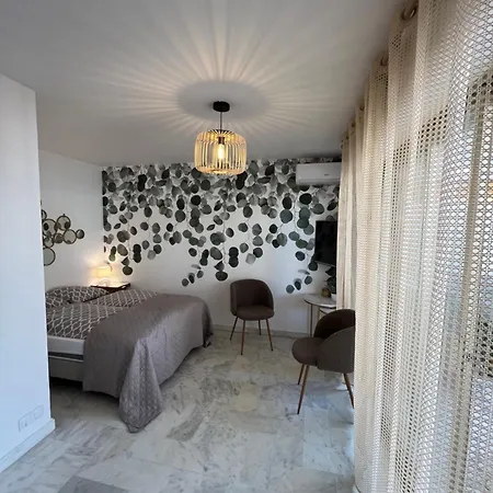 Studio Cannes Californie